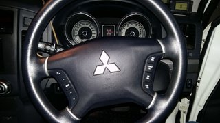 Gen 4 GLX Steering Controls.jpg