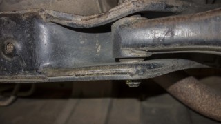 Left rear lower suspension arm_.jpg