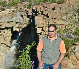 The calming waterfalls........