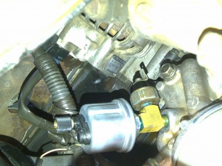 2. Oil Pressure sender fitted.jpg (175.93 KiB) Viewed 1538 times Oil pressure switch removed and inline 'T' with pressure sender and switch fitted.