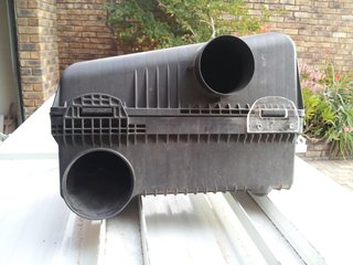 Air filter closed - filter element in place