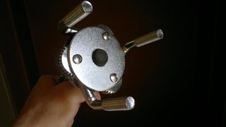 Universal oil filter wrench