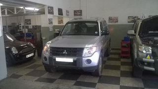 Pajero In A Bay.jpg