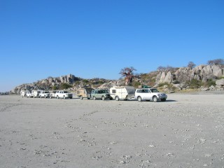 125 Convoy at Kubu.JPG