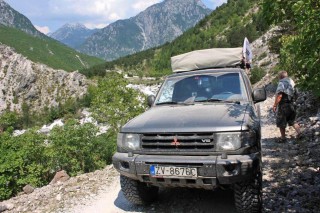 You can see roof tent and hi-lift on the roof.
