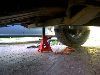 10- Rear crossmember mounting.jpg