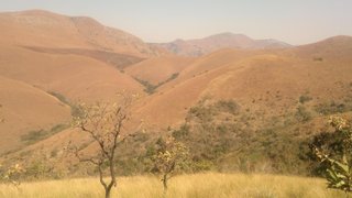 Mountain scene.jpg (184.34 KiB) Viewed 3001 times Taken just before winter with my cell.