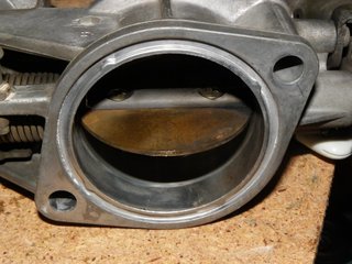 clean throttle body.jpg (162.83 KiB) Viewed 9945 times clean throttle body