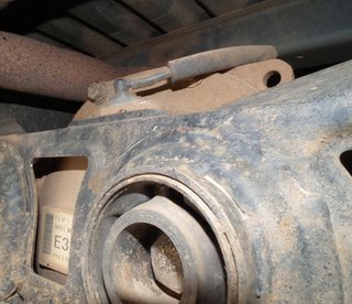 Tube at top of Rear diff