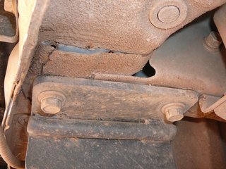 Cracks next to the mounting point