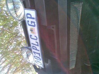 I see an aluminium plate in my future. And look at that number plate blocking the slot between the split panels!