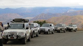 5pajeros.jpg
