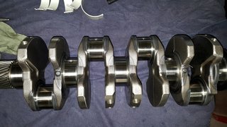 Crank cleaned up &amp; Oil channels blown out, look pretty good for 274k km!