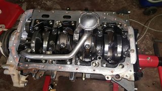 Oil pump pickup fitted